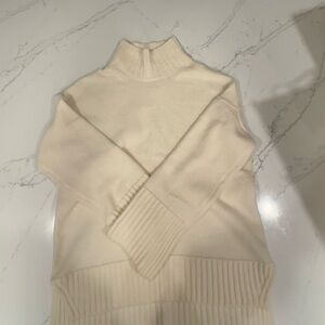 Abercrombie & Fitch Oversized Cream Turtleneck Sweater